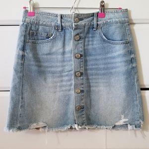 American Eagle Outffiters Denim Skirt Size 2